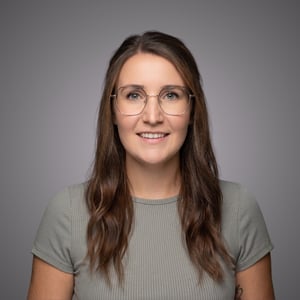 un portrait d'Audrey Lecompte chez Communications Pomerleau