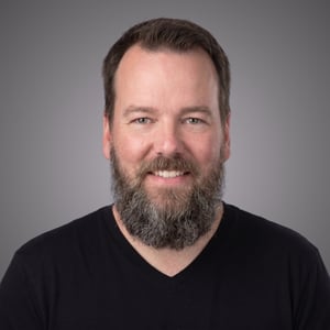 un portrait de Keven Tessier chez Communications Pomerleau